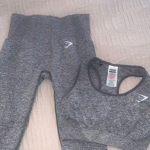 GYMSHARK SET - LEGGINGS AND SPORTS BRA